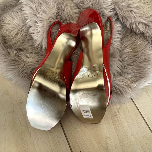 Bebe Red Patent Leather Stiletto Heels Size 8.5 | Brand New in Box | Bold & Chi - Picture 5 of 10
